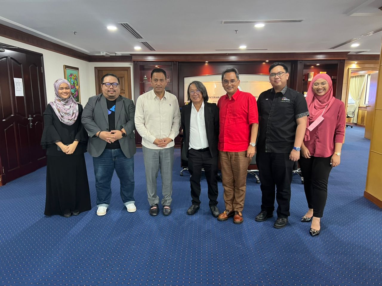 Kunjungan Hormat Tuan Badrulzaman Baharudin COO Ramly Burger ke KSTI